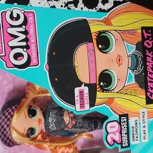 LOL Suprise OMG Doll SkatePark